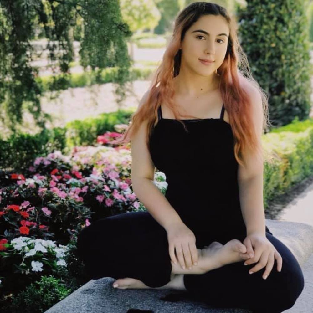 Meet your Posher, Lauren